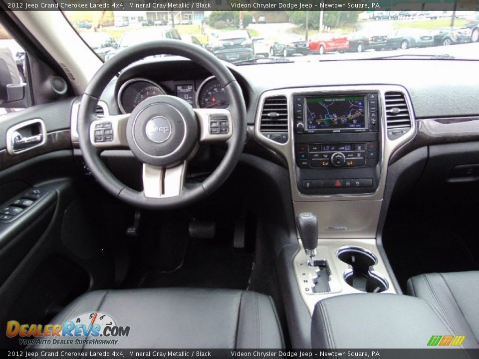 2012 Jeep Grand Cherokee Laredo 4x4 Mineral Gray Metallic / Black Photo #16