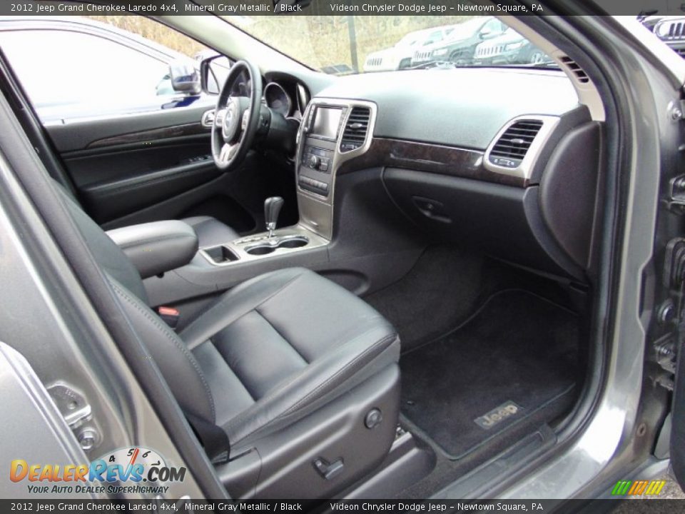2012 Jeep Grand Cherokee Laredo 4x4 Mineral Gray Metallic / Black Photo #18
