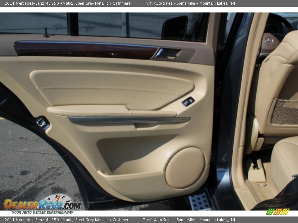 2011 Mercedes-Benz ML 350 4Matic Steel Grey Metallic / Cashmere Photo #25