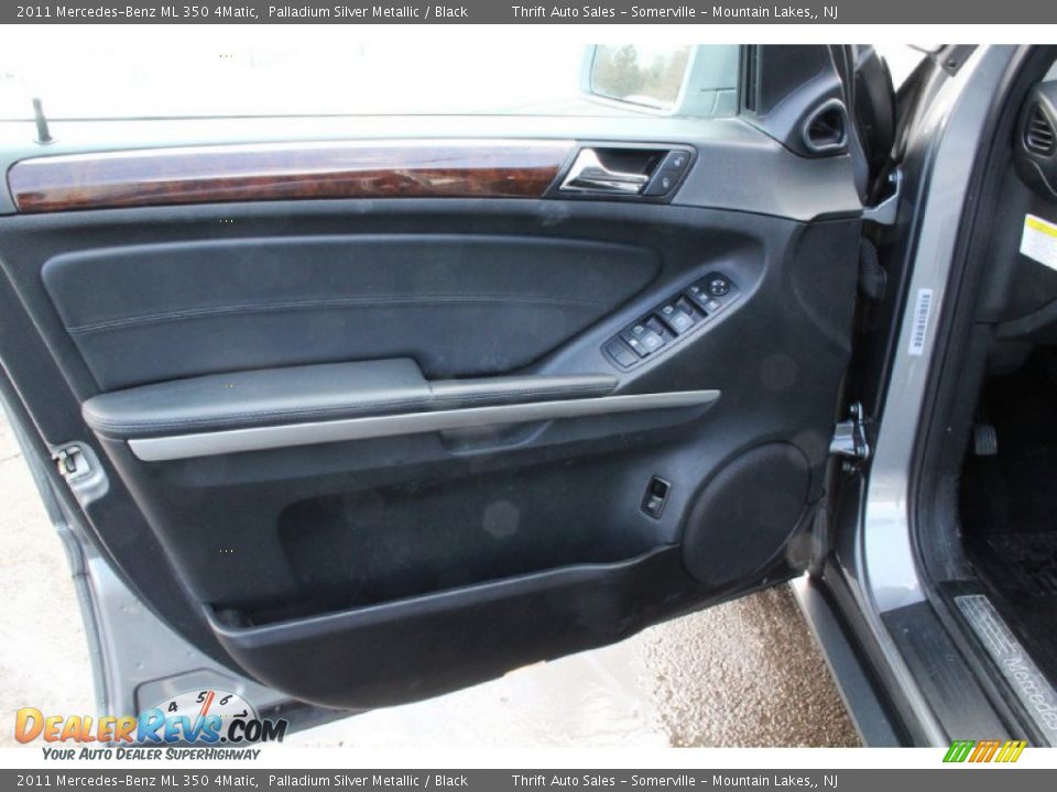 2011 Mercedes-Benz ML 350 4Matic Palladium Silver Metallic / Black Photo #10