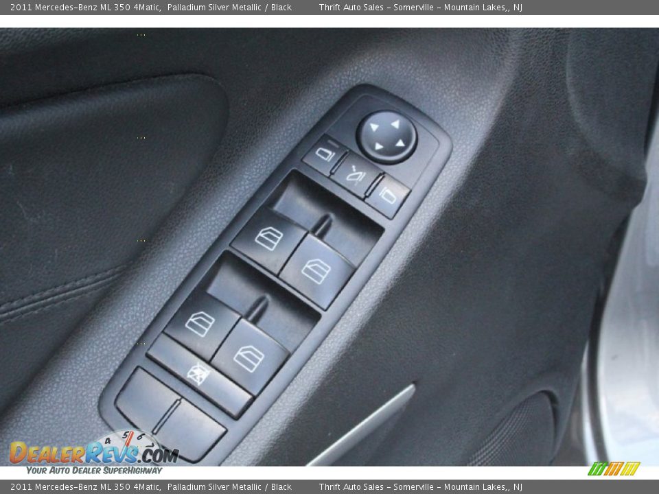 2011 Mercedes-Benz ML 350 4Matic Palladium Silver Metallic / Black Photo #11