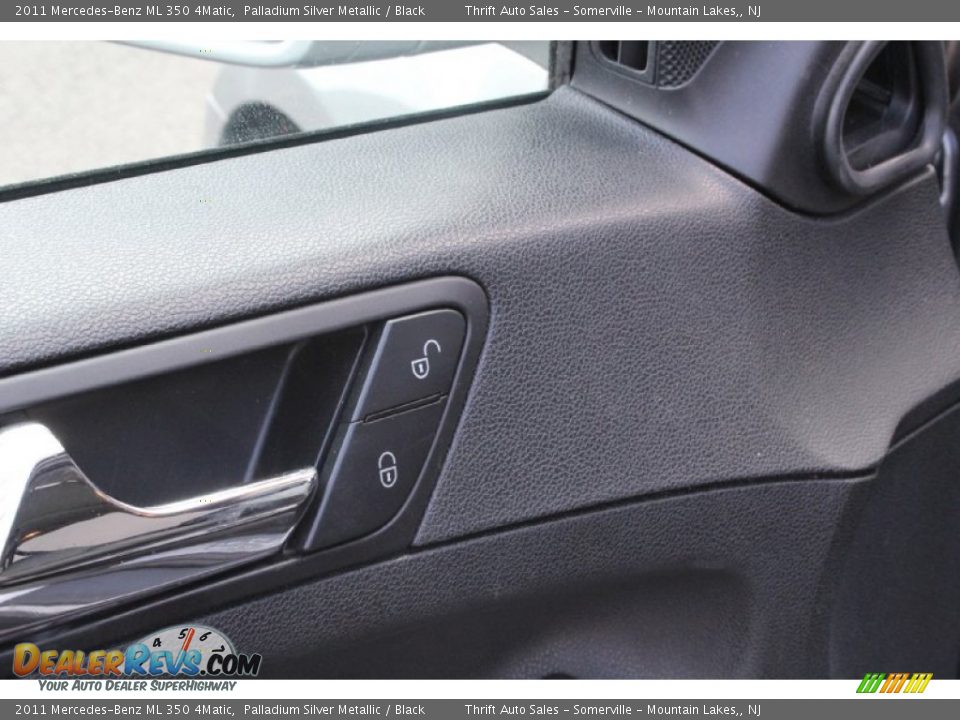 2011 Mercedes-Benz ML 350 4Matic Palladium Silver Metallic / Black Photo #12