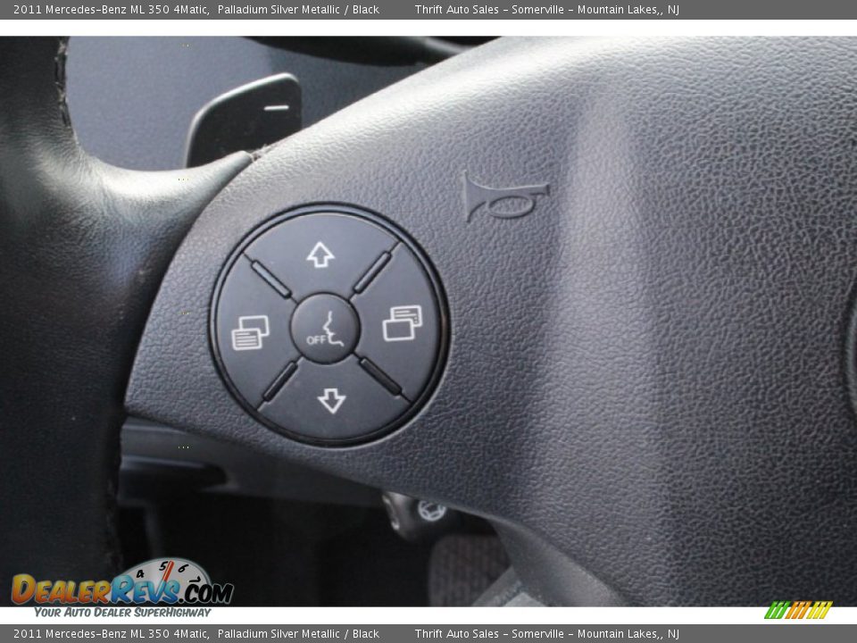 2011 Mercedes-Benz ML 350 4Matic Palladium Silver Metallic / Black Photo #17