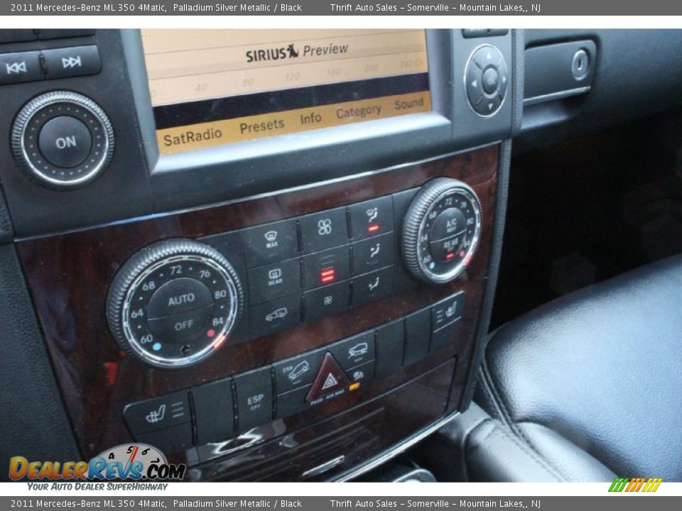 2011 Mercedes-Benz ML 350 4Matic Palladium Silver Metallic / Black Photo #23