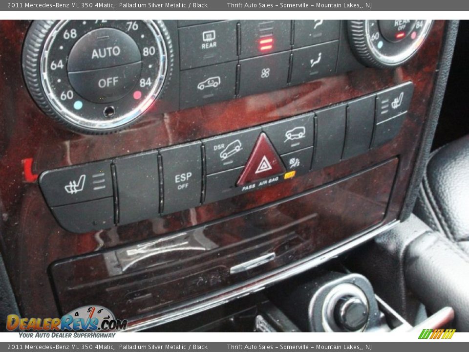 2011 Mercedes-Benz ML 350 4Matic Palladium Silver Metallic / Black Photo #24