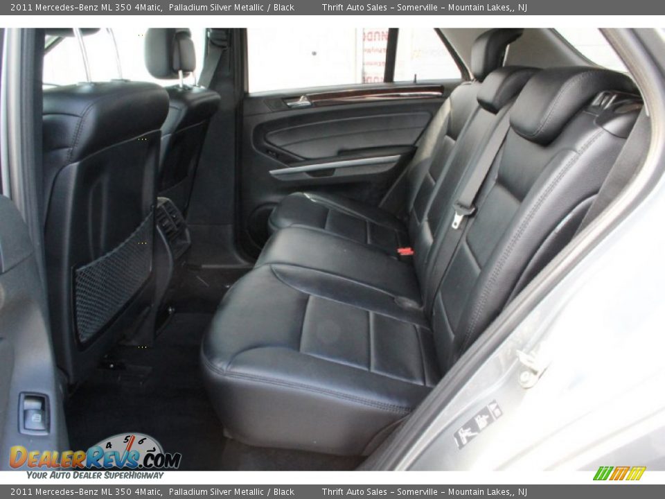 2011 Mercedes-Benz ML 350 4Matic Palladium Silver Metallic / Black Photo #27
