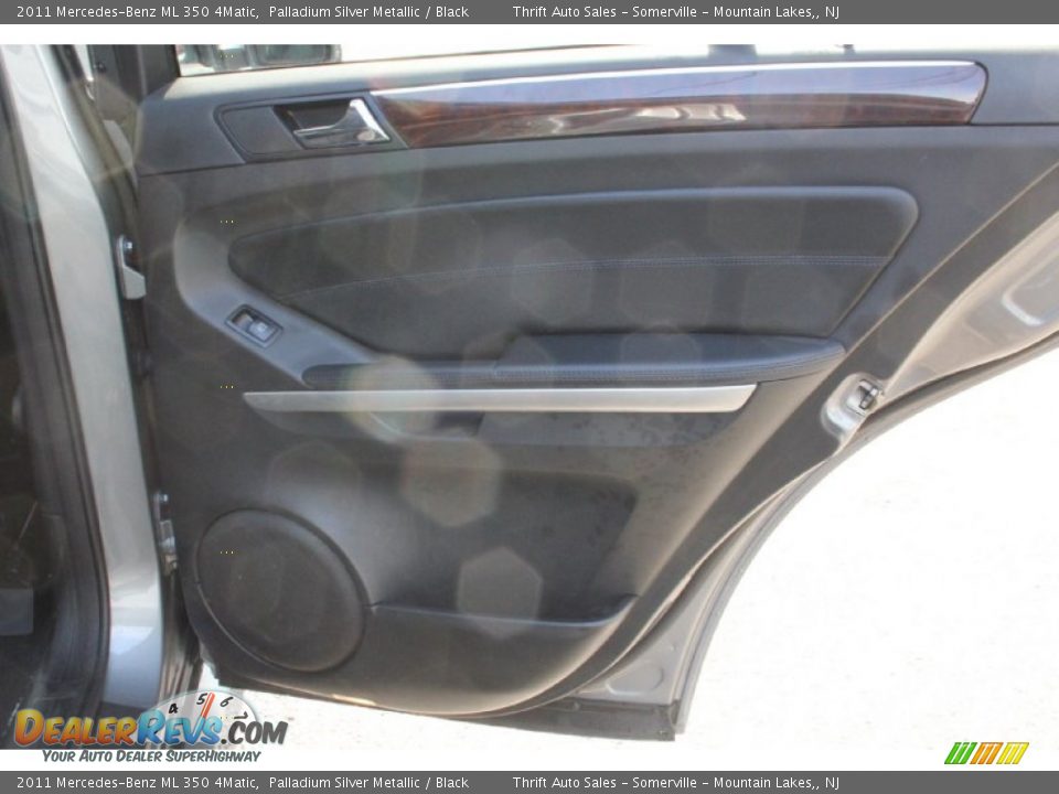 2011 Mercedes-Benz ML 350 4Matic Palladium Silver Metallic / Black Photo #34