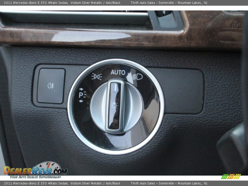 2011 Mercedes-Benz E 350 4Matic Sedan Iridium Silver Metallic / Ash/Black Photo #15