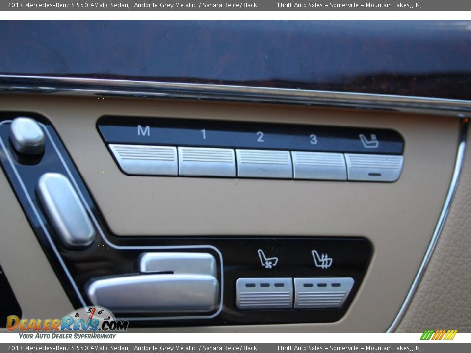 Controls of 2013 Mercedes-Benz S 550 4Matic Sedan Photo #16