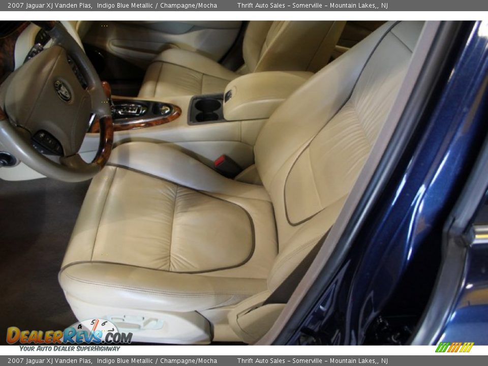 2007 Jaguar XJ Vanden Plas Indigo Blue Metallic / Champagne/Mocha Photo #12