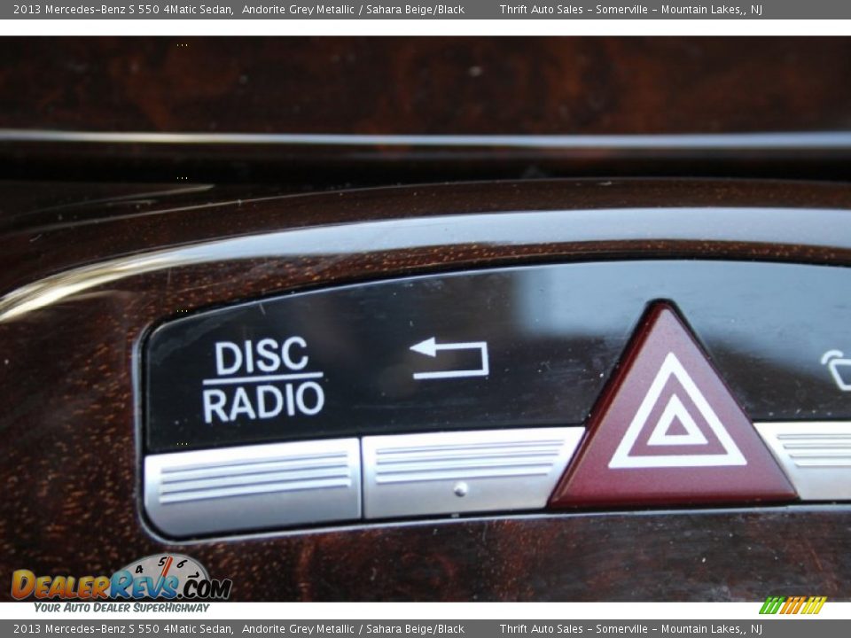 2013 Mercedes-Benz S 550 4Matic Sedan Andorite Grey Metallic / Sahara Beige/Black Photo #32