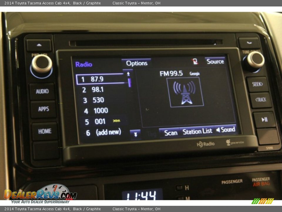 Controls of 2014 Toyota Tacoma Access Cab 4x4 Photo #8