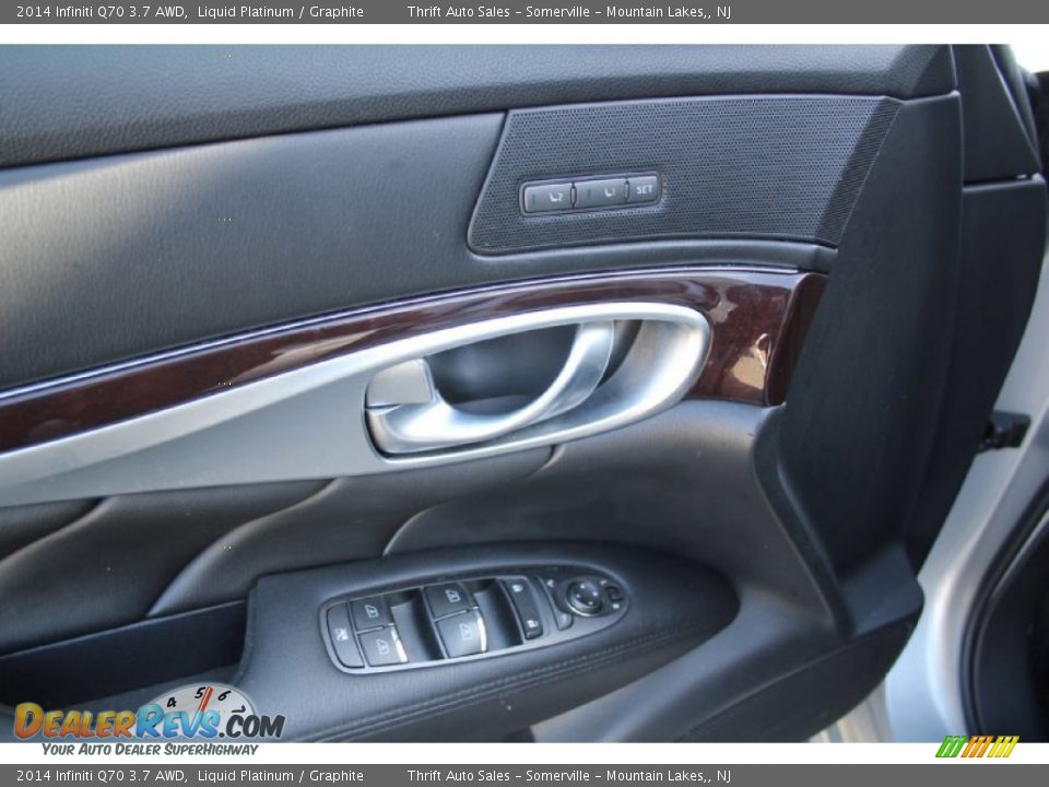 2014 Infiniti Q70 3.7 AWD Liquid Platinum / Graphite Photo #12