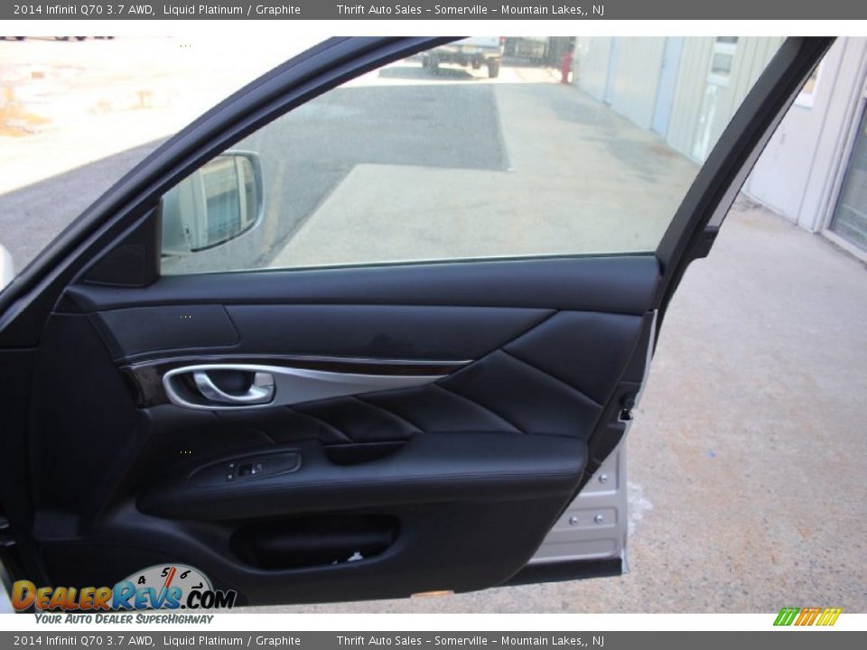 2014 Infiniti Q70 3.7 AWD Liquid Platinum / Graphite Photo #16