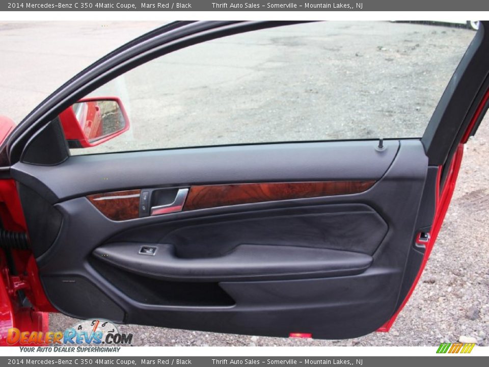 Door Panel of 2014 Mercedes-Benz C 350 4Matic Coupe Photo #32