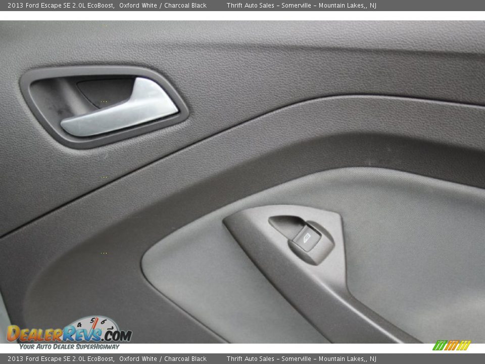 2013 Ford Escape SE 2.0L EcoBoost Oxford White / Charcoal Black Photo #15