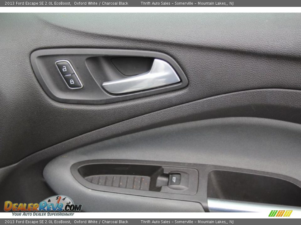2013 Ford Escape SE 2.0L EcoBoost Oxford White / Charcoal Black Photo #17