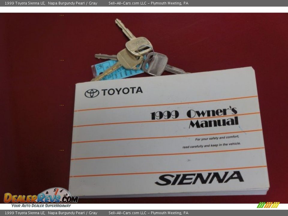 1999 Toyota Sienna LE Napa Burgundy Pearl / Gray Photo #33