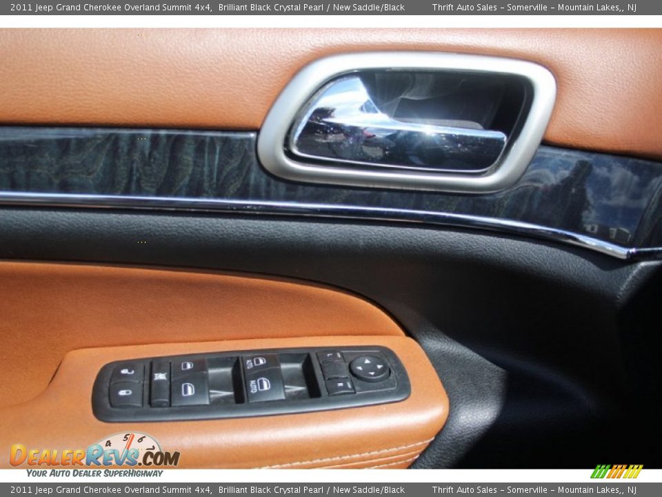 2011 Jeep Grand Cherokee Overland Summit 4x4 Brilliant Black Crystal Pearl / New Saddle/Black Photo #13