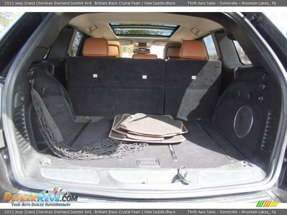 2011 Jeep Grand Cherokee Overland Summit 4x4 Brilliant Black Crystal Pearl / New Saddle/Black Photo #20
