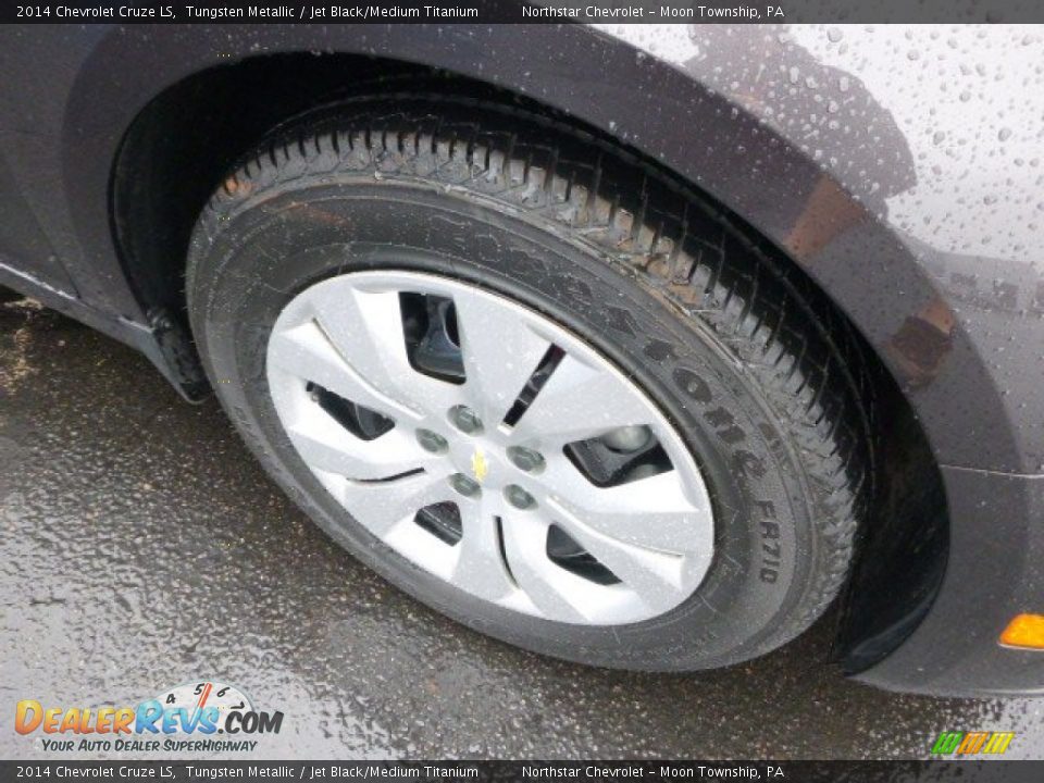2014 Chevrolet Cruze LS Tungsten Metallic / Jet Black/Medium Titanium Photo #9
