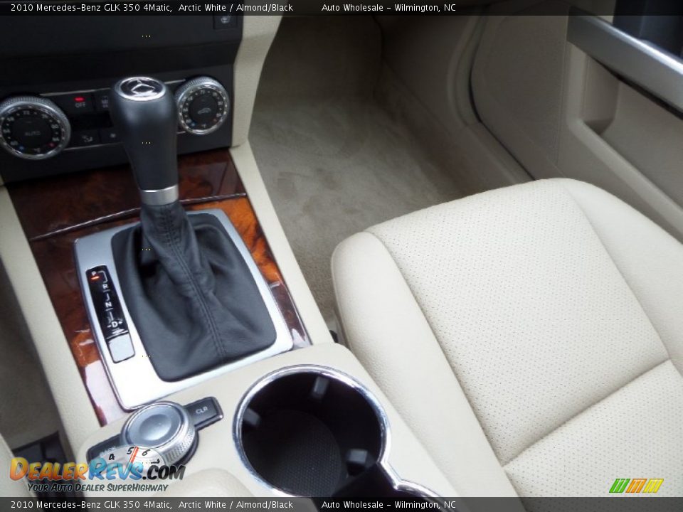 2010 Mercedes-Benz GLK 350 4Matic Arctic White / Almond/Black Photo #19