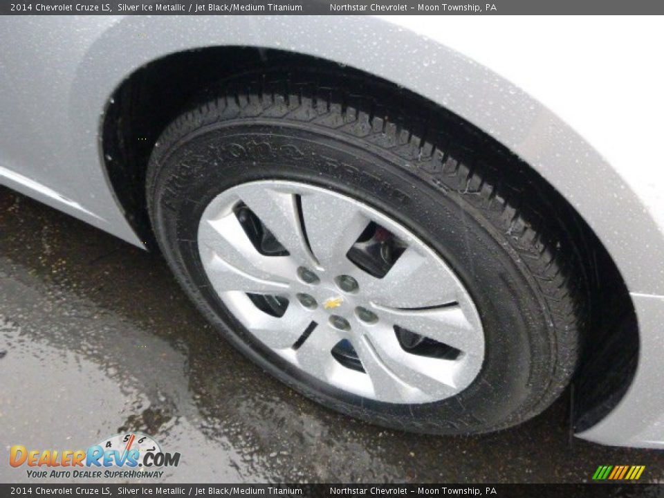 2014 Chevrolet Cruze LS Silver Ice Metallic / Jet Black/Medium Titanium Photo #9
