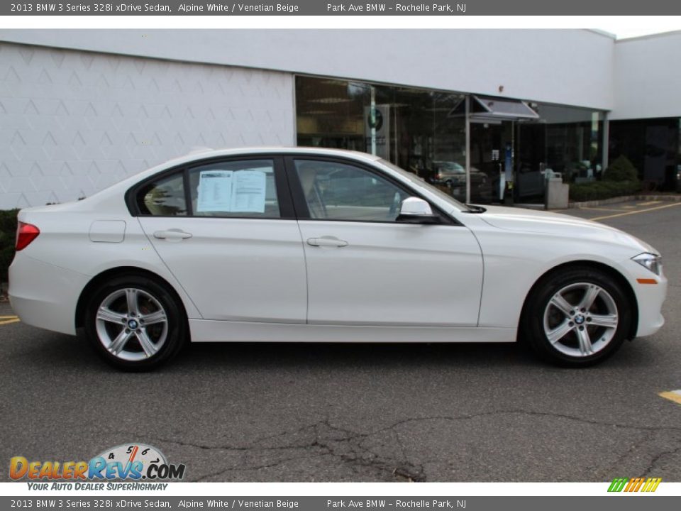 2013 BMW 3 Series 328i xDrive Sedan Alpine White / Venetian Beige Photo #2