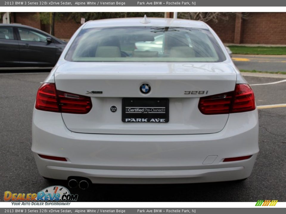 2013 BMW 3 Series 328i xDrive Sedan Alpine White / Venetian Beige Photo #4