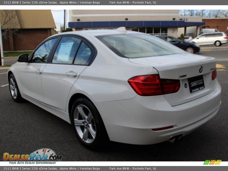 2013 BMW 3 Series 328i xDrive Sedan Alpine White / Venetian Beige Photo #5
