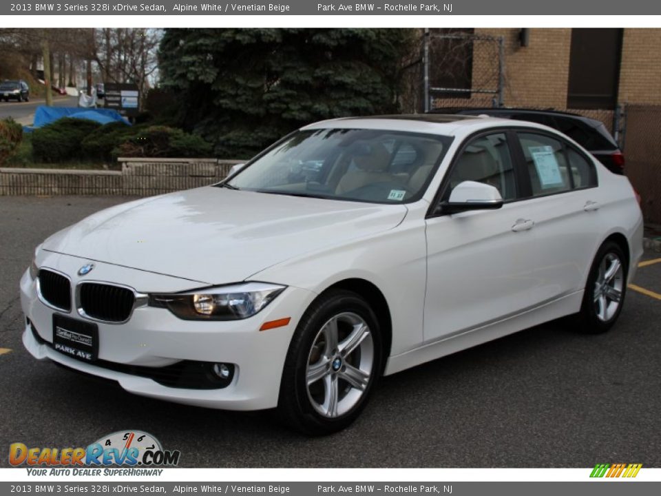 2013 BMW 3 Series 328i xDrive Sedan Alpine White / Venetian Beige Photo #7
