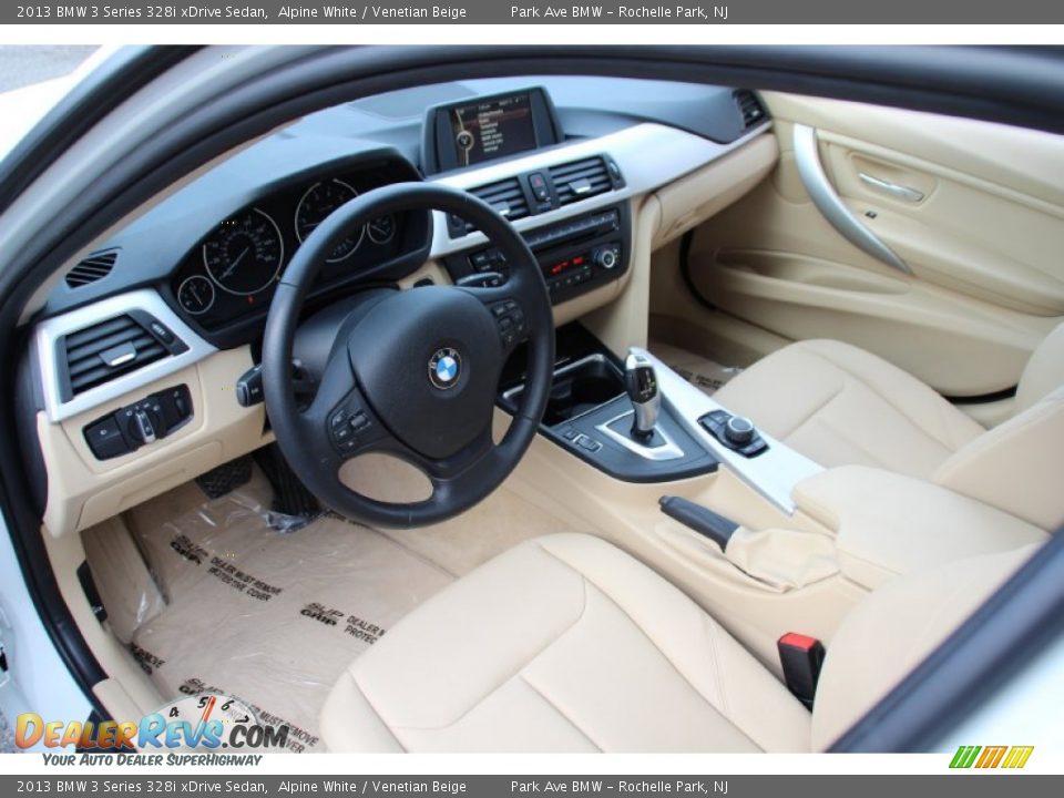 2013 BMW 3 Series 328i xDrive Sedan Alpine White / Venetian Beige Photo #11