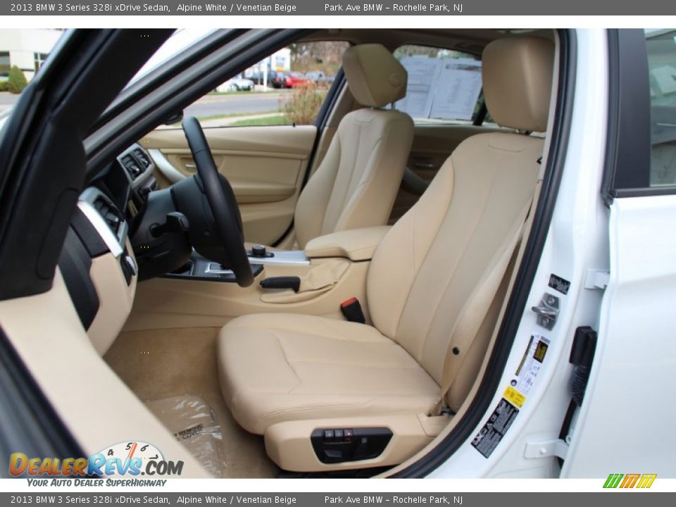 2013 BMW 3 Series 328i xDrive Sedan Alpine White / Venetian Beige Photo #14