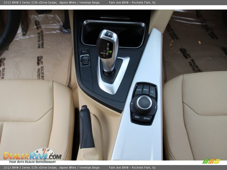 2013 BMW 3 Series 328i xDrive Sedan Alpine White / Venetian Beige Photo #18