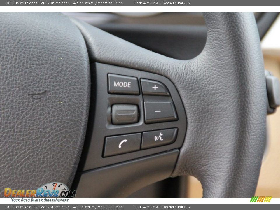 2013 BMW 3 Series 328i xDrive Sedan Alpine White / Venetian Beige Photo #21