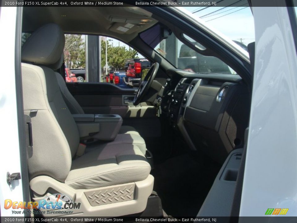 2010 Ford F150 XL SuperCab 4x4 Oxford White / Medium Stone Photo #8