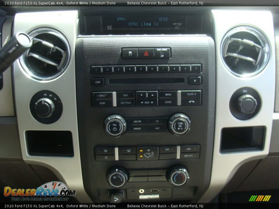 2010 Ford F150 XL SuperCab 4x4 Oxford White / Medium Stone Photo #11