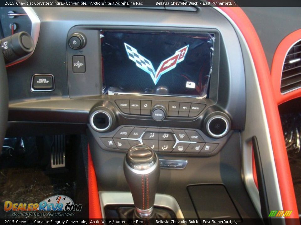 Controls of 2015 Chevrolet Corvette Stingray Convertible Photo #10
