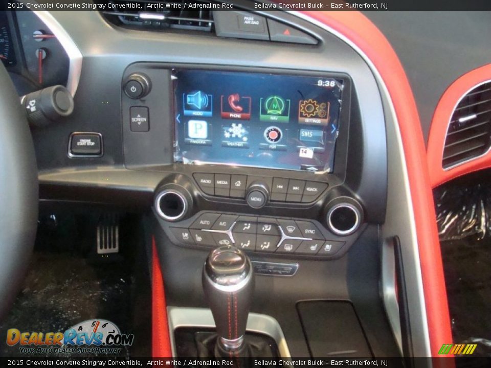 Controls of 2015 Chevrolet Corvette Stingray Convertible Photo #11