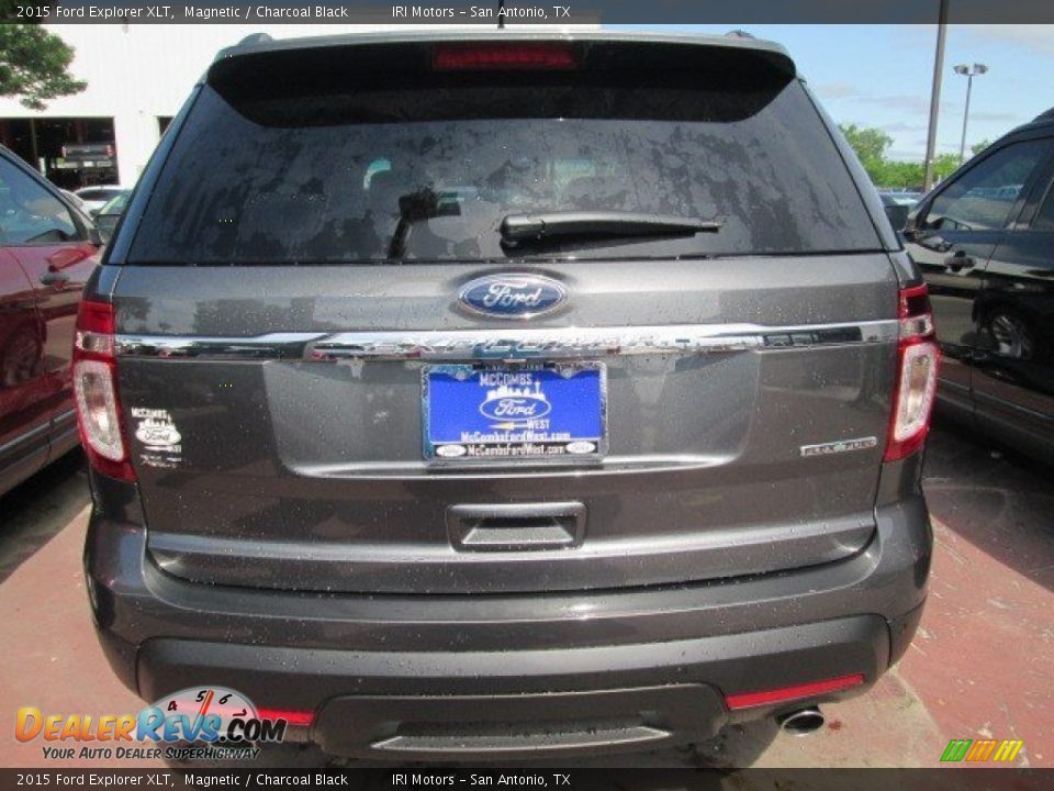 2015 Ford Explorer XLT Magnetic / Charcoal Black Photo #11
