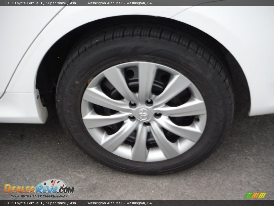 2012 Toyota Corolla LE Super White / Ash Photo #4
