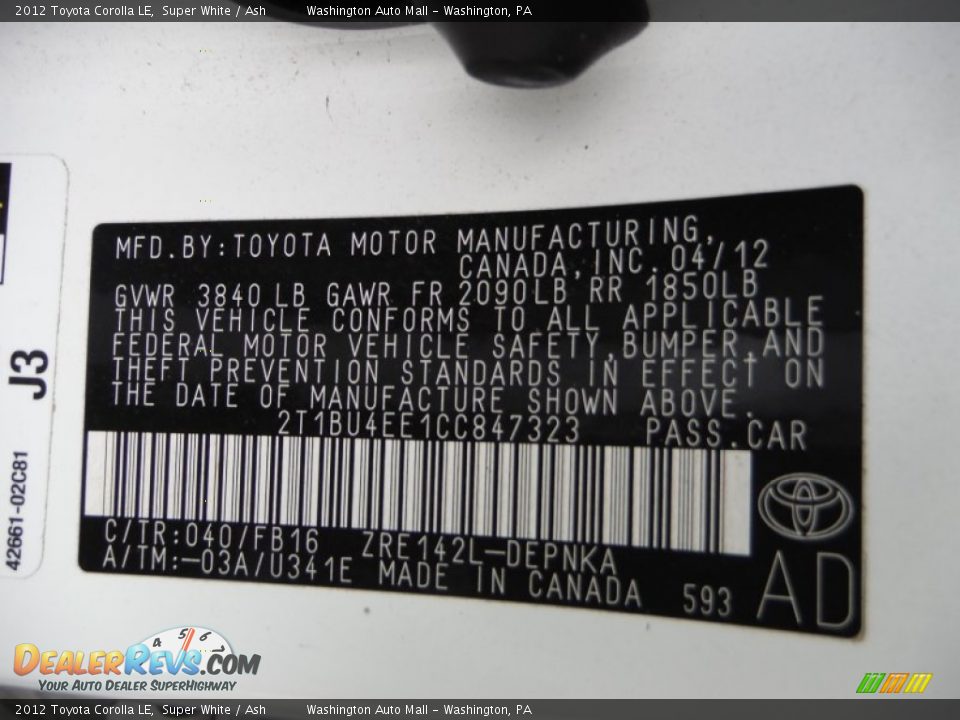 2012 Toyota Corolla LE Super White / Ash Photo #19