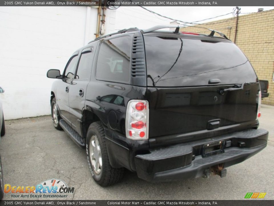 2005 GMC Yukon Denali AWD Onyx Black / Sandstone Photo #5