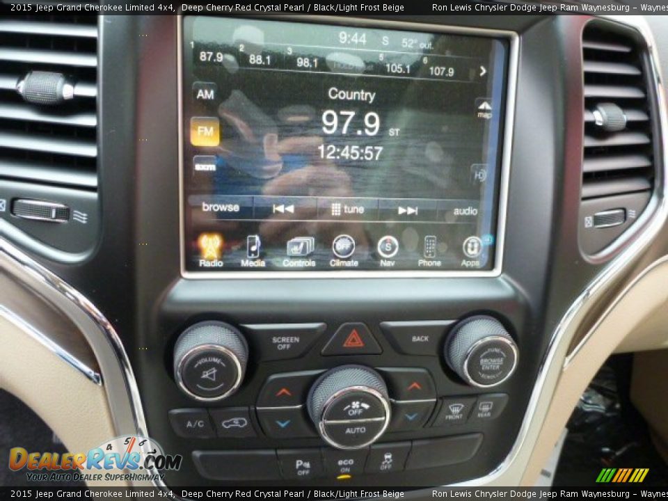 2015 Jeep Grand Cherokee Limited 4x4 Deep Cherry Red Crystal Pearl / Black/Light Frost Beige Photo #19