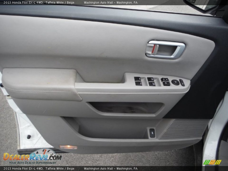2013 Honda Pilot EX-L 4WD Taffeta White / Beige Photo #10