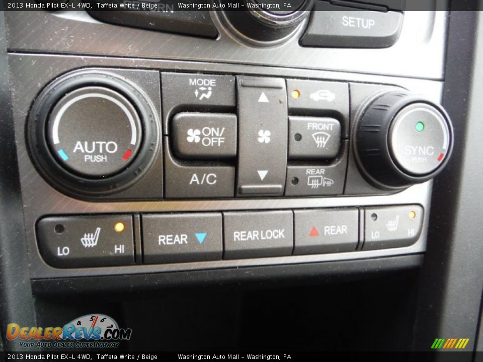 2013 Honda Pilot EX-L 4WD Taffeta White / Beige Photo #17