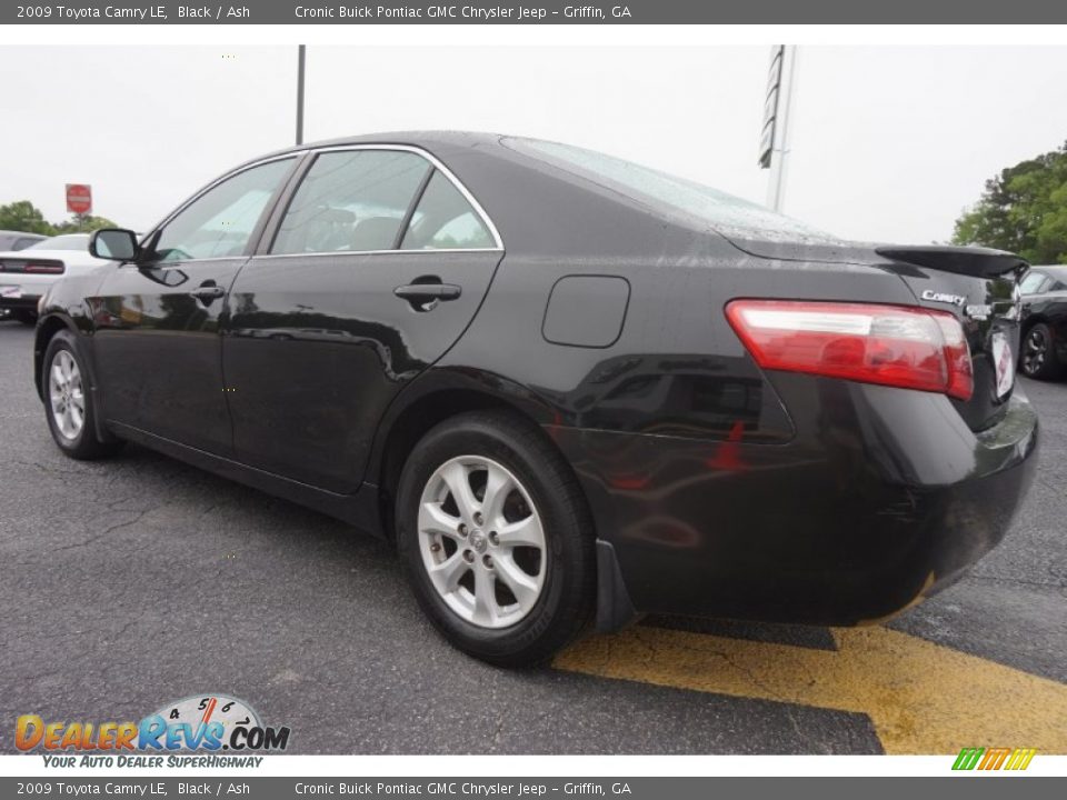 2009 Toyota Camry LE Black / Ash Photo #5