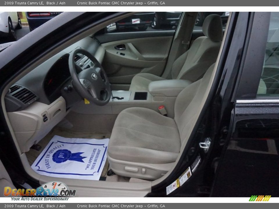 2009 Toyota Camry LE Black / Ash Photo #9