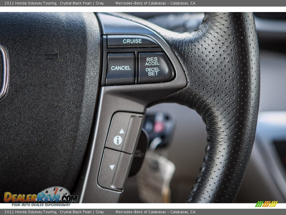 2011 Honda Odyssey Touring Crystal Black Pearl / Gray Photo #18