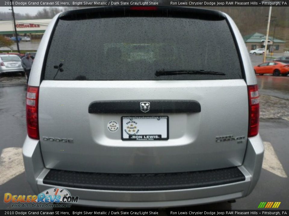 2010 Dodge Grand Caravan SE Hero Bright Silver Metallic / Dark Slate Gray/Light Shale Photo #4